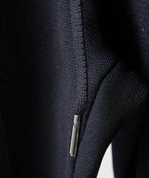 DESIGNWORKS（デザインワークス）の「【セットアップ対応】ドライバーズ ピンタック ニットパンツ（スラックス・メンズ・グレイッシュベージュ/ネイビー・48/46）」の6枚目の写真