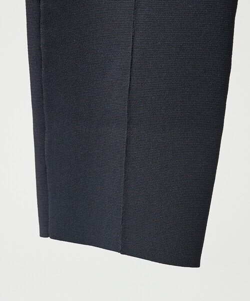 DESIGNWORKS（デザインワークス）の「【セットアップ対応】ドライバーズ ピンタック ニットパンツ（スラックス・メンズ・グレイッシュベージュ/ネイビー・48/46）」の7枚目の写真