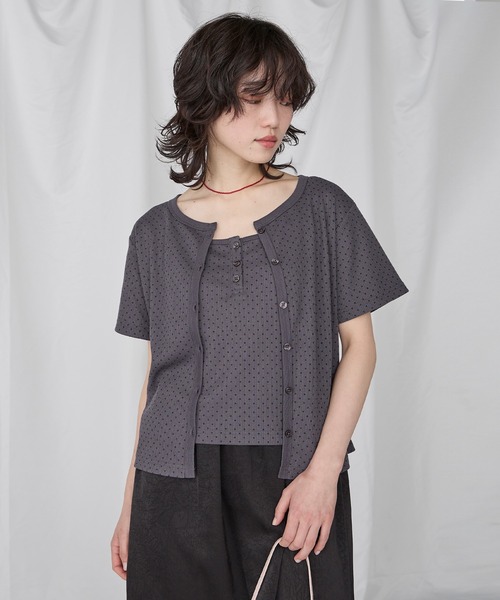 Unblend（アンブレンド）の「【Unblend】2セット ワッフル アソート ヘンリーネックキャミソール/コンパクトカーディガン（カーディガン/ボレロ・レディース・チャコール/ブラック/ライトブルー/杢グレー/オフホワイト・FREE）」の4枚目の写真