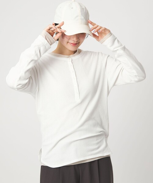 green label relaxing(グリーンレーベルリラクシング)の「【WEB限定】<at ease>シアーテレコ ヘンリーネック カットソー(Tシャツ/カットソー・レディース・ライトグレー/ダークブラウン/ブラック/ホワイト・FREE)」の17枚目の写真