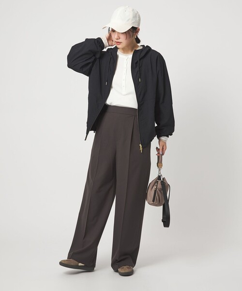 green label relaxing(グリーンレーベルリラクシング)の「【WEB限定】<at ease>シアーテレコ ヘンリーネック カットソー(Tシャツ/カットソー・レディース・ライトグレー/ダークブラウン/ブラック/ホワイト・FREE)」の21枚目の写真