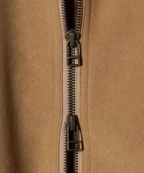 VACHEMENT（ヴァシュモン）の「＜VACHEMENT＞レザーライク ジップ ブルゾン（ブルゾン・レディース・ベージュ・FREE）」の8枚目の写真