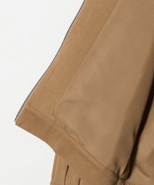 VACHEMENT（ヴァシュモン）の「＜VACHEMENT＞レザーライク ジップ ブルゾン（ブルゾン・レディース・ベージュ・FREE）」の9枚目の写真