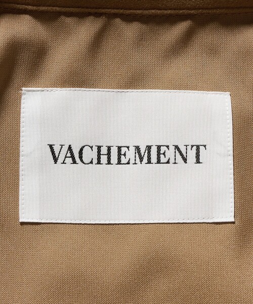 VACHEMENT（ヴァシュモン）の「＜VACHEMENT＞レザーライク ジップ ブルゾン（ブルゾン・レディース・ベージュ・FREE）」の11枚目の写真