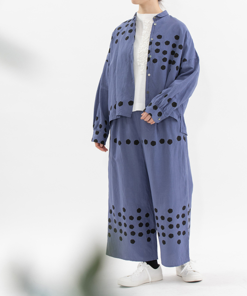 nop de nod(ノップドゥノッド)の「リネンレーヨンパネルドットシャツ(シャツ/ブラウス・レディース・ブラック/ピンク/ブルー・3)」の20枚目の写真