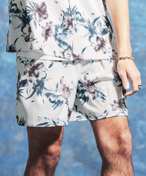 Jih Nunc（ジーヌンク）の「mp14618-フラワー総柄プリントタックショートパンツ(JIH-R1173)（その他パンツ・メンズ・ホワイト/ネイビー/ライトベージュ・S/M/L）」の6枚目の写真