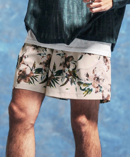 Jih Nunc（ジーヌンク）の「mp14618-フラワー総柄プリントタックショートパンツ(JIH-R1173)（その他パンツ・メンズ・ホワイト/ネイビー/ライトベージュ・S/M/L）」の15枚目の写真