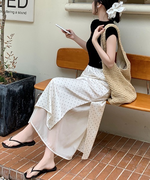 Aelina(エリナ)の「ドット柄ロングスカート(スカート・レディース・ブラック/ベージュ・FREE)」の3枚目の写真