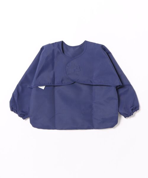 combimini（コンビミニ）の「はっ水ナイロン長袖お食事カラーエプロン（マグ/哺乳瓶/お食事グッズ・キッズ・ネイビー/サックスブルー/ピンク/エメラルド/クリーム・L/M）」の9枚目の写真