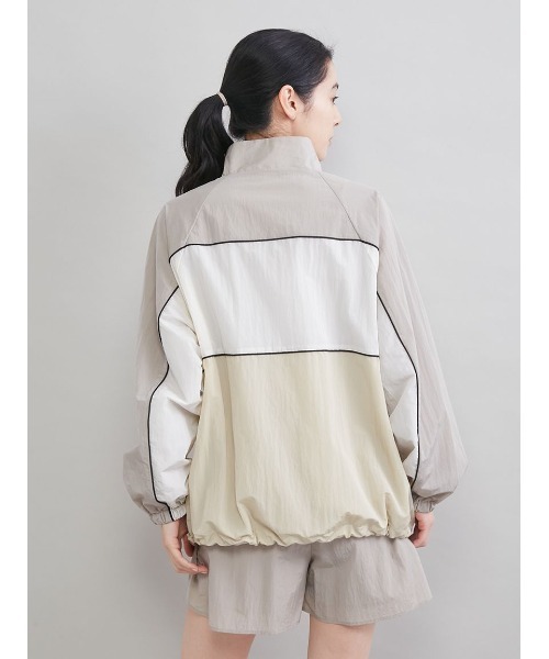 Mila Owen（ミラオーウェン）の「ナイロントラックジャケット（ブルゾン・レディース・ブラック/ベージュ/ミント・F）」の7枚目の写真