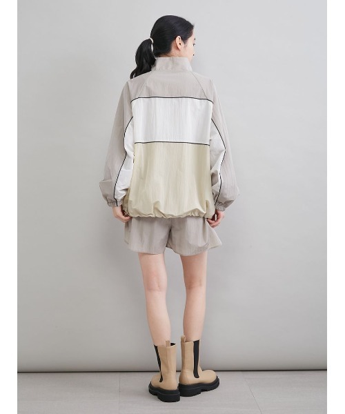 Mila Owen（ミラオーウェン）の「ナイロントラックジャケット（ブルゾン・レディース・ブラック/ベージュ/ミント・F）」の13枚目の写真