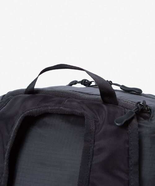 THE NORTH FACE(ザノースフェイス)の「THE NORTH FACE / ザ ノースフェイス MAYFLY PACK 22 / NM62376(バックパック/リュック・メンズ・グレー/ブラック/A・FREE)」の7枚目の写真