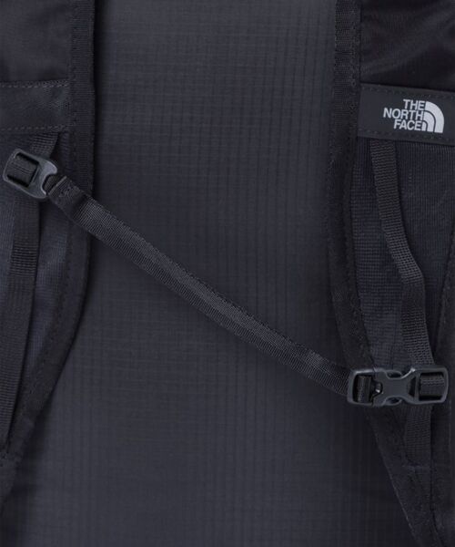 THE NORTH FACE(ザノースフェイス)の「THE NORTH FACE / ザ ノースフェイス MAYFLY PACK 22 / NM62376(バックパック/リュック・メンズ・グレー/ブラック/A・FREE)」の9枚目の写真