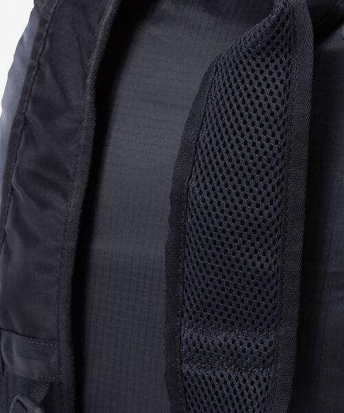 THE NORTH FACE(ザノースフェイス)の「THE NORTH FACE / ザ ノースフェイス MAYFLY PACK 22 / NM62376(バックパック/リュック・メンズ・グレー/ブラック/A・FREE)」の10枚目の写真
