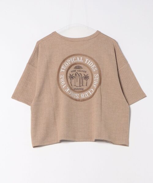 Kahiko（カヒコ）の「【Kahiko】SURF＆Palms ハエナTシャツ（Tシャツ/カットソー・レディース・ホワイト/ブルー/グレー/ベージュ・FREE）」の3枚目の写真