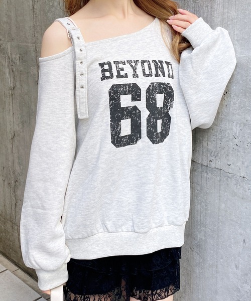 INGNI（イング）の「肩ベルト付ナンバリングスウェットトップス（スウェット・レディース・オートミール/チャコールグレー/ネイビー/カモフラージュ・M）」の13枚目の写真