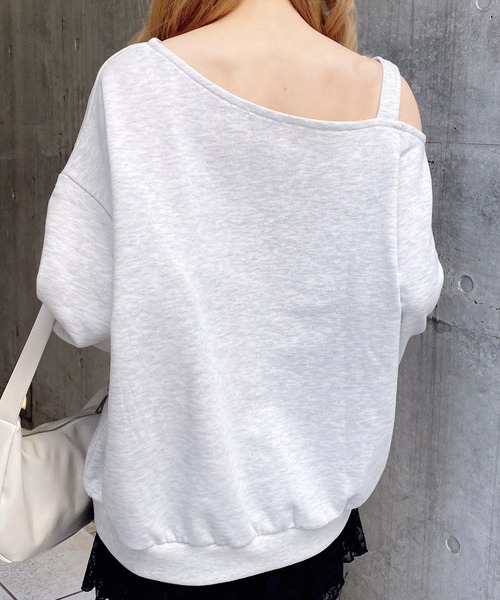 INGNI（イング）の「肩ベルト付ナンバリングスウェットトップス（スウェット・レディース・オートミール/チャコールグレー/ネイビー/カモフラージュ・M）」の17枚目の写真