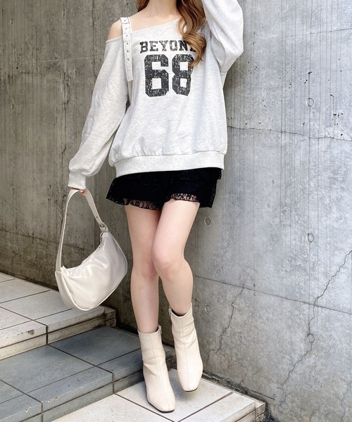 INGNI（イング）の「肩ベルト付ナンバリングスウェットトップス（スウェット・レディース・オートミール/チャコールグレー/ネイビー/カモフラージュ・M）」の19枚目の写真