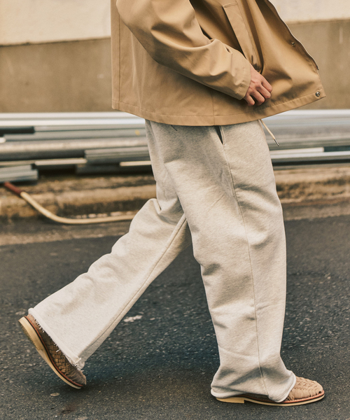 417 EDIFICE（フォーワンセブンエディフィス）の「ワイドレッグ スウェットパンツ（スウェットパンツ・メンズ・ホワイト系その他/チャコールグレー・LARGE/MEDIUM）」の12枚目の写真