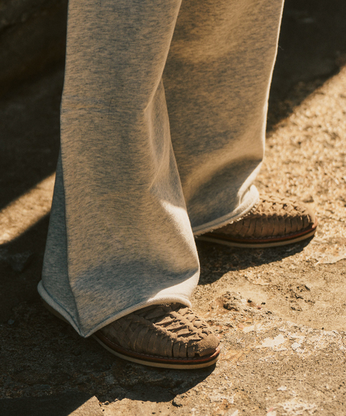 417 EDIFICE（フォーワンセブンエディフィス）の「ワイドレッグ スウェットパンツ（スウェットパンツ・メンズ・ホワイト系その他/チャコールグレー・LARGE/MEDIUM）」の14枚目の写真