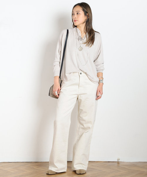 AP STUDIO（エーピーストゥディオ）の「ピグメントダイヘンリーネックニット（ニット/セーター・レディース・アイボリー/スミクロ・FREE）」の5枚目の写真