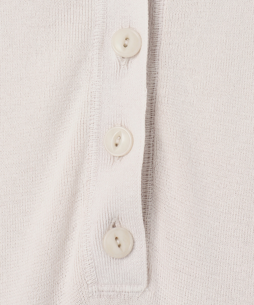 AP STUDIO（エーピーストゥディオ）の「ピグメントダイヘンリーネックニット（ニット/セーター・レディース・アイボリー/スミクロ・FREE）」の21枚目の写真