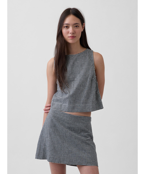 GAP(ギャップ)の「リネンブレンド クロップド シェルタンクトップ(シャツ/ブラウス・レディース・ブラック/ブラック系その他/ブラウン/レッド・XXS/L/M/S/XS)」の3枚目の写真