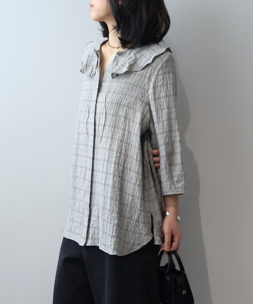 leswel(レスウェル)の「【M~5L】ドビーチェックフリルカラーブラウス(シャツ/ブラウス・レディース・グリーン/グレー/ブラック・L/LL/3L/4L/5L/M)」の9枚目の写真