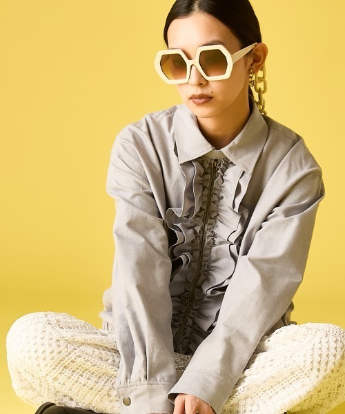 GEVS.（ジェイヴィス）の「フリルブラウスブルゾン＜大きいサイズ有＞GEVS.（ブルゾン・レディース・ブラック/グレー・M/L/LL/3L/4L/5L）」の19枚目の写真