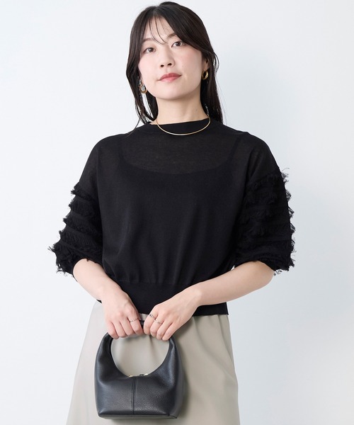 MICA&DEAL(マイカ&ディール)の「フリンジスリーブニットプルオーバー(ニット/セーター・レディース・オフホワイト/ブラック・FREE)」の2枚目の写真