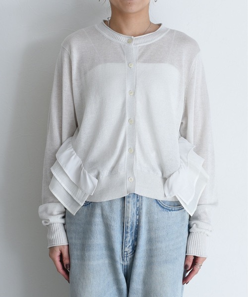 Eimee Law（エイミーロウ）の「サイドフリルニットカーディガン（カーディガン/ボレロ・レディース・グレー系/アイボリー/ブラック・FREE）」の21枚目の写真