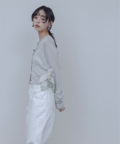 Eimee Law（エイミーロウ）の「サイドフリルニットカーディガン（カーディガン/ボレロ・レディース・グレー系/アイボリー/ブラック・FREE）」の22枚目の写真