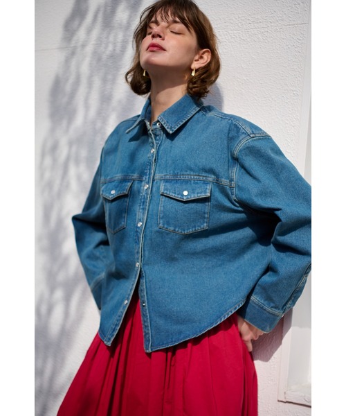 Estella.K(エステラケー)の「Isadora Denim Shirt Jacket クロップデニムシャツジャケット(デニムジャケット・レディース・ネイビー・FREE)」の5枚目の写真