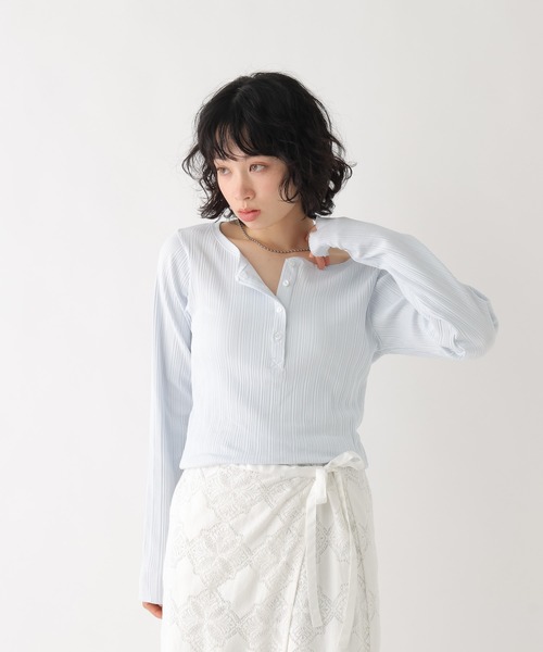 BAYFLOW（ベイフロー）の「[WEB限定]ヘンリーネックコンパクトロンT（ワンピース・レディース・ブラック/グレー/ピンク/イエロー/ブルー・FREE）」の6枚目の写真