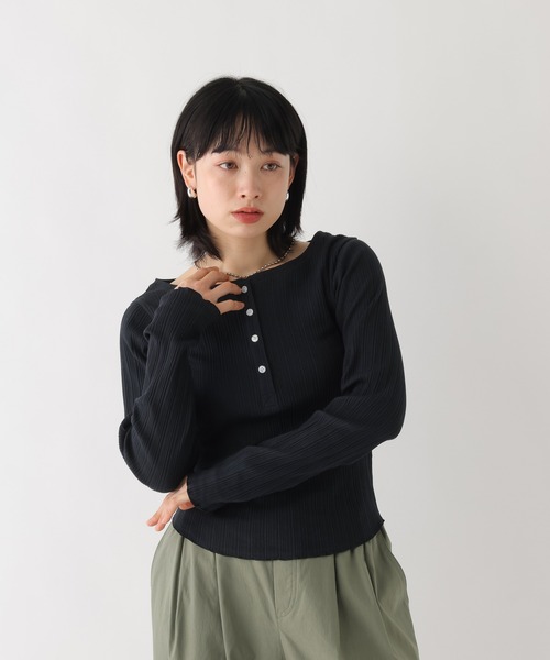 BAYFLOW（ベイフロー）の「[WEB限定]ヘンリーネックコンパクトロンT（ワンピース・レディース・ブラック/グレー/ピンク/イエロー/ブルー・FREE）」の12枚目の写真