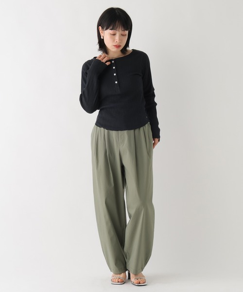 BAYFLOW（ベイフロー）の「[WEB限定]ヘンリーネックコンパクトロンT（ワンピース・レディース・ブラック/グレー/ピンク/イエロー/ブルー・FREE）」の21枚目の写真