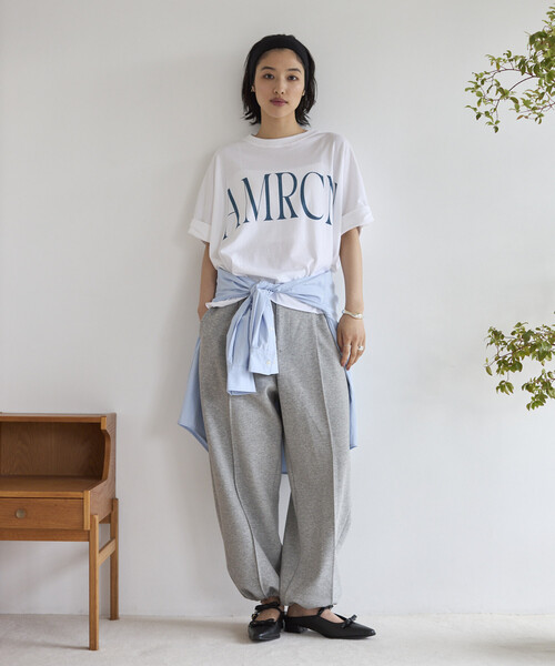 AMERICANA（アメリカーナ）の「Americana/アメリカーナ 別注 クロップド ワイドシルエット ロールアップTシャツ（Tシャツ/カットソー・レディース・チャコールグレー/ホワイト/ブラウン・ONE SIZE）」の11枚目の写真