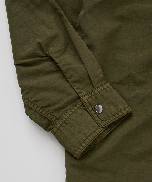 Eddie Bauer(エディーバウアー)の「EBTEK ハードウォッシュド ジップシャツ(シャツ/ブラウス・メンズ・グレイッシュブルー/ブルー/モスグリーン・S/M/L/XL)」の15枚目の写真