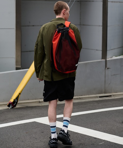 Eddie Bauer(エディーバウアー)の「EBTEK ハードウォッシュド ジップシャツ(シャツ/ブラウス・メンズ・グレイッシュブルー/ブルー/モスグリーン・S/M/L/XL)」の22枚目の写真