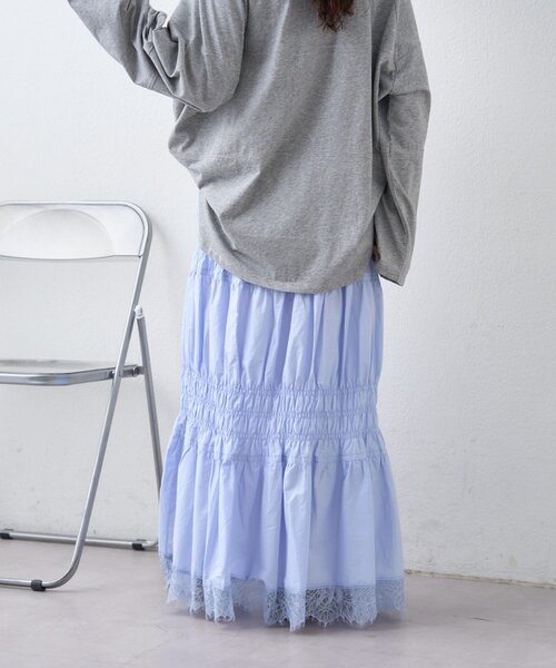 CIAOPANIC TYPY（チャオパニックティピー）の「裾レースシャーリングスカート（スカート・レディース・ホワイト/サックスブルー/ブラック・ONE SIZE）」の4枚目の写真
