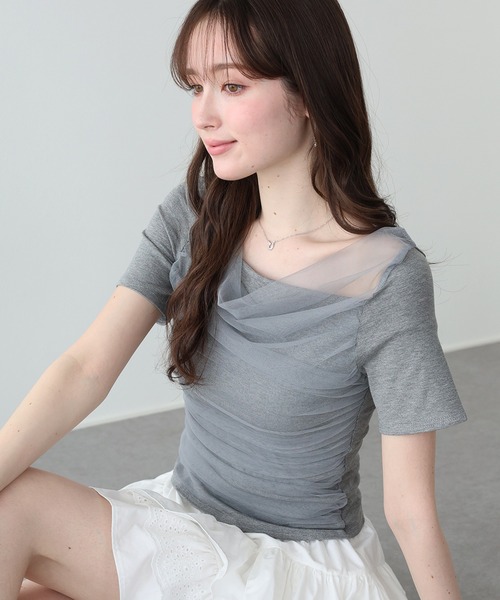 BLUEEAST(ブルーイースト)の「チュールドッキングドレープカットソー(Tシャツ/カットソー・レディース・グレー/アイボリー/ブラック・MEDIUM)」の3枚目の写真