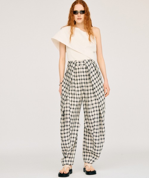 PRANK PROJECT(プランクプロジェクト)の「【2026Summer Pre-Order】タックフォルムボリュームチェックパンツ / Tuck Form Volume Check Pants(その他パンツ・レディース・マルチ・36/38)」の17枚目の写真