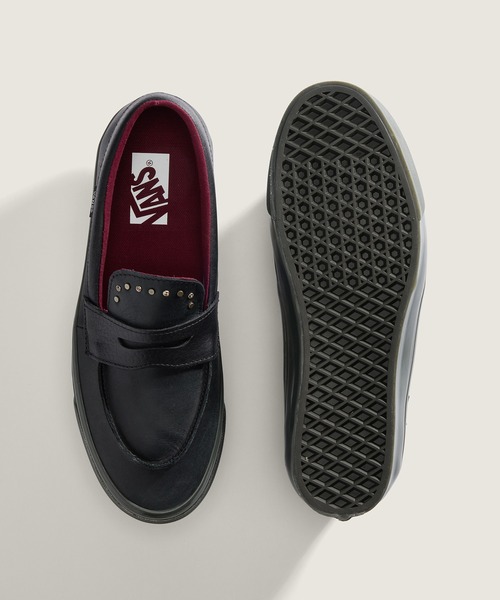VANS(バンズ)の「VANS PREMIUM ローファー 53 ハードウェア / LX Loafer 53 HARDWARE BLACK VN000VATBLK1(ローファー・メンズ・ブラック・5.5/6/6.5/7/7.5/8/8.5/9/9.5/10/10.5/11/12/13)」の3枚目の写真