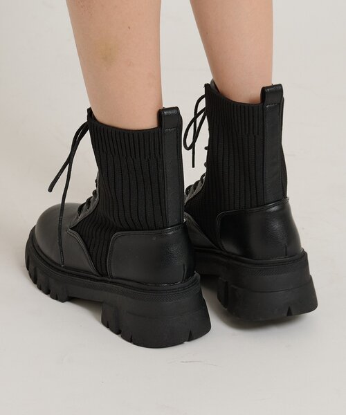 w closet(ダブルクローゼット)の「レースアップスニーカーブーツ(その他シューズ・レディース・ブラック・LARGE/MEDIUM)」の11枚目の写真