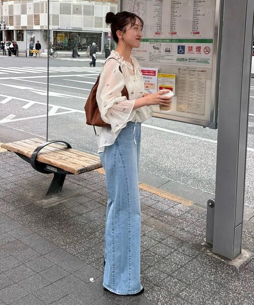 DISCOAT（ディスコート）の「花柄刺繍衿フリルシャツ（シャツ/ブラウス・レディース・アイボリー/ブラック/ミント・FREE）」の19枚目の写真