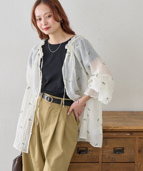 DISCOAT（ディスコート）の「花柄刺繍衿フリルシャツ（シャツ/ブラウス・レディース・アイボリー/ブラック/ミント・FREE）」の22枚目の写真