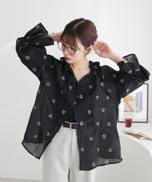 花柄刺繍衿フリルシャツ（シャツ/ブラウス）｜DISCOAT（ディスコート