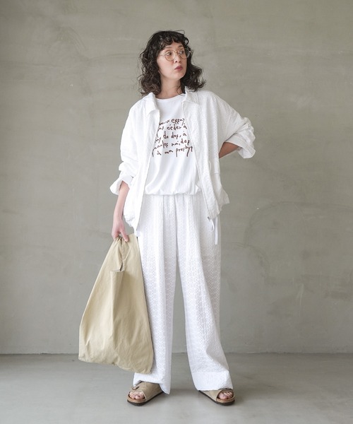SOLAMONAT LARME(ソラモナラーム)の「刺繍シャツブルゾン(ブルゾン・レディース・ホワイト/ブラック・FREE)」の5枚目の写真