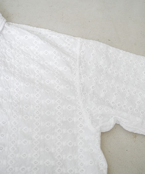SOLAMONAT LARME(ソラモナラーム)の「刺繍シャツブルゾン(ブルゾン・レディース・ホワイト/ブラック・FREE)」の20枚目の写真