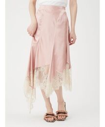 LILY BROWN（リリーブラウン）の「イレギュラーヘムサテンスカート（スカート）」